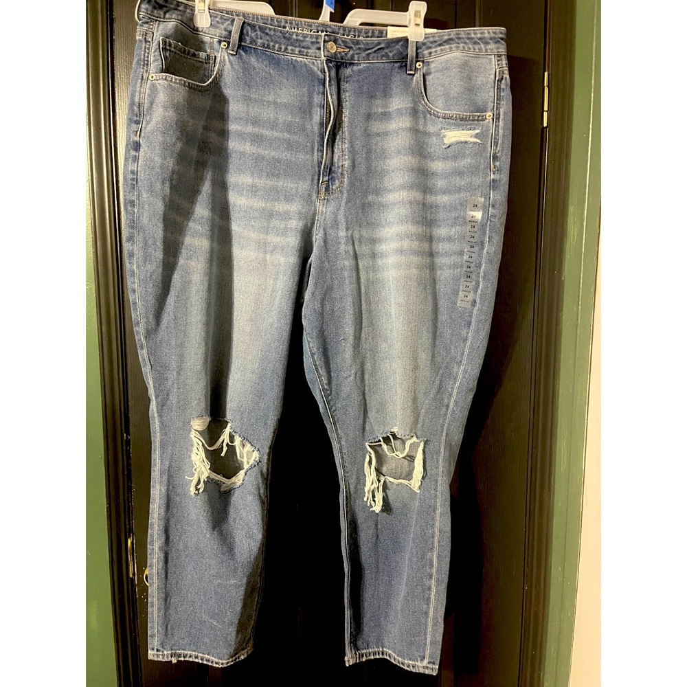 American Eagle Mom Jeans